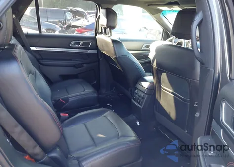 2017 Ford Explorer Sport z USA, uszkodzony, nr VIN 1FM5K8GT0HGB49439